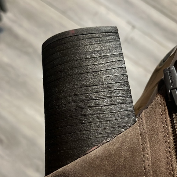 Vince Camuto boots new in the box 3 inch heels - Picture 3 of 5